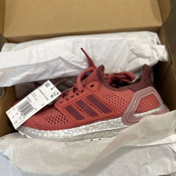 Women’s Adidas Ultraboost 19.5 DNA Wonder Red - Picture 1 of 7